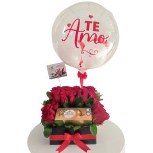 Arreglo especial en rosas rojas, chocolates , globo burbuja floristeria cali