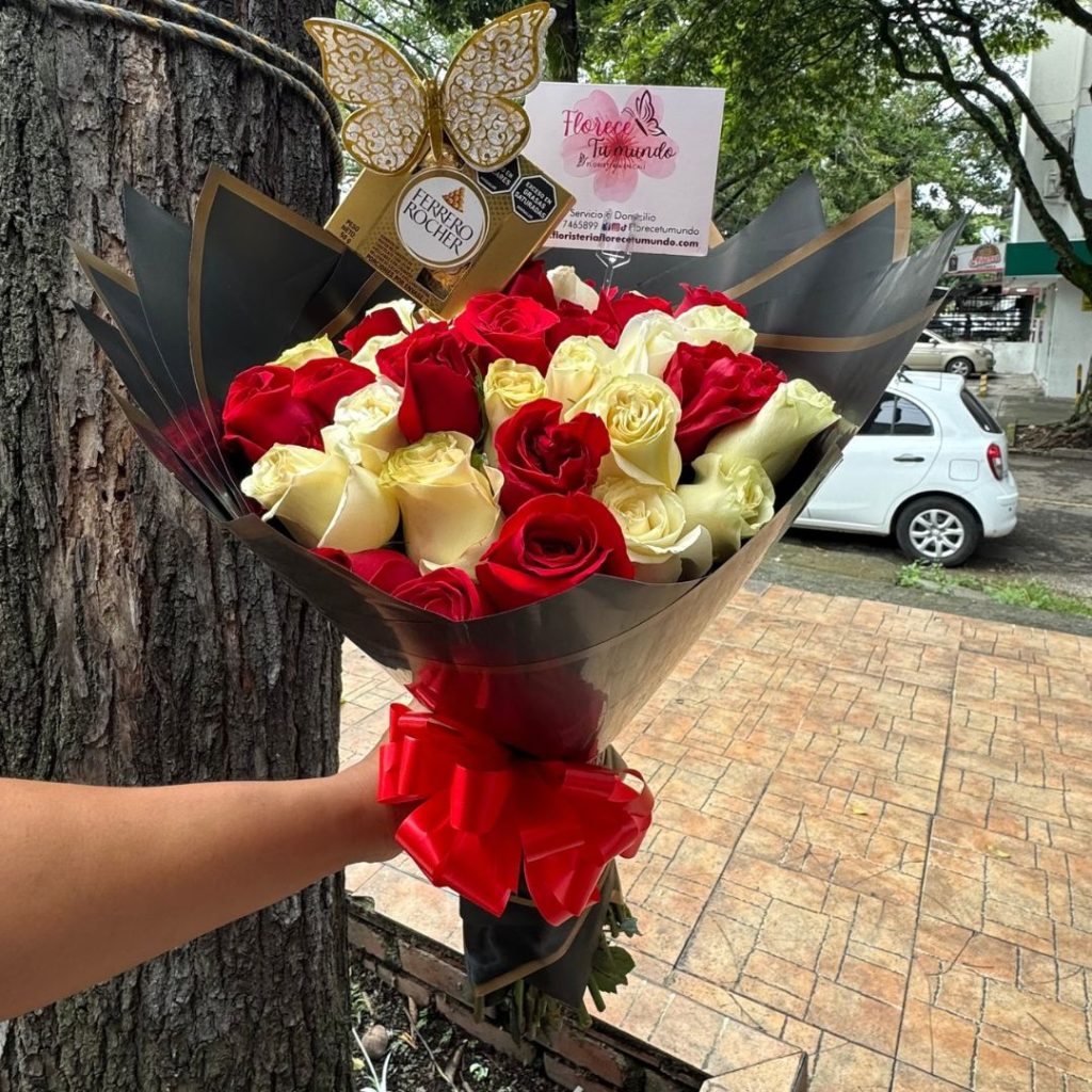 ramo buchon de rosas y chocolates floristeria en cali