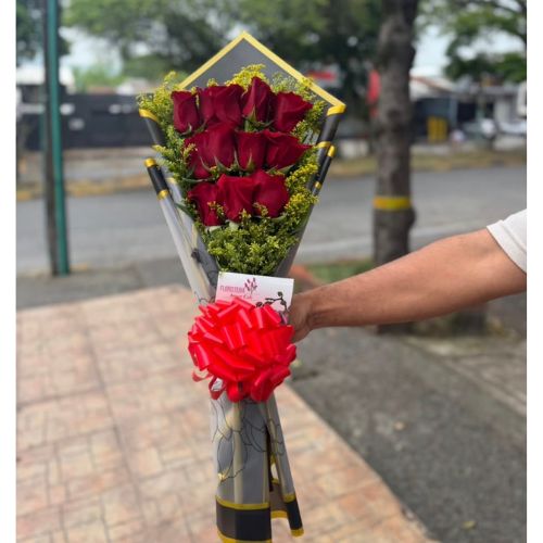 Bouquet de rosas rojas- floristeria en cali