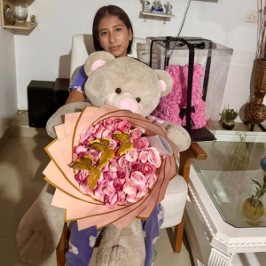 cliente feliz- floristeria florece tu mundo