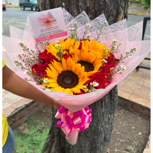 Ramo buchón de rosas y girasoles -floristerias en cali